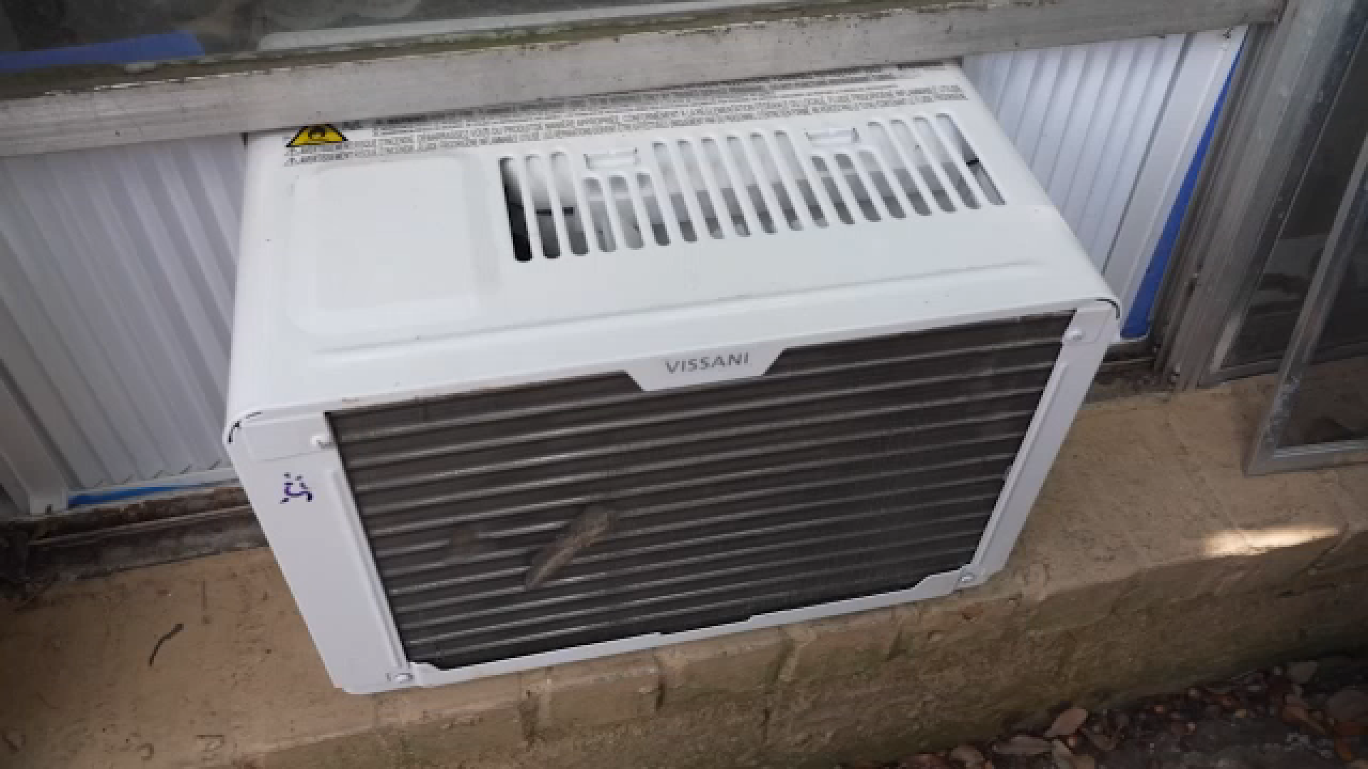What are your rights as a renter if your air conditioner goes out?